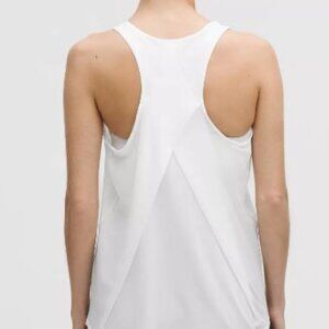 Lululemon Essential Tank Pleated sz 10